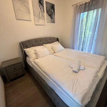 Smeraldo Penthouse Zamardi